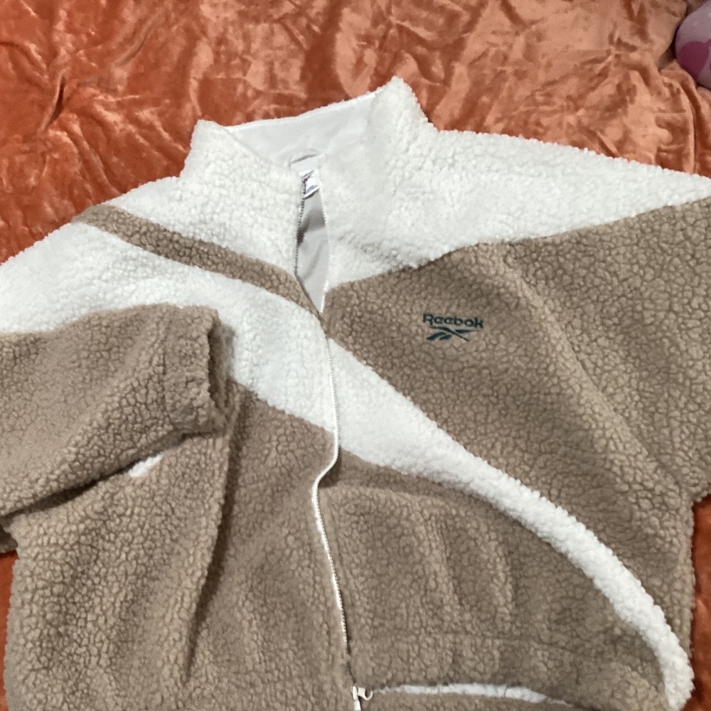 Sherpa Rebook jacket